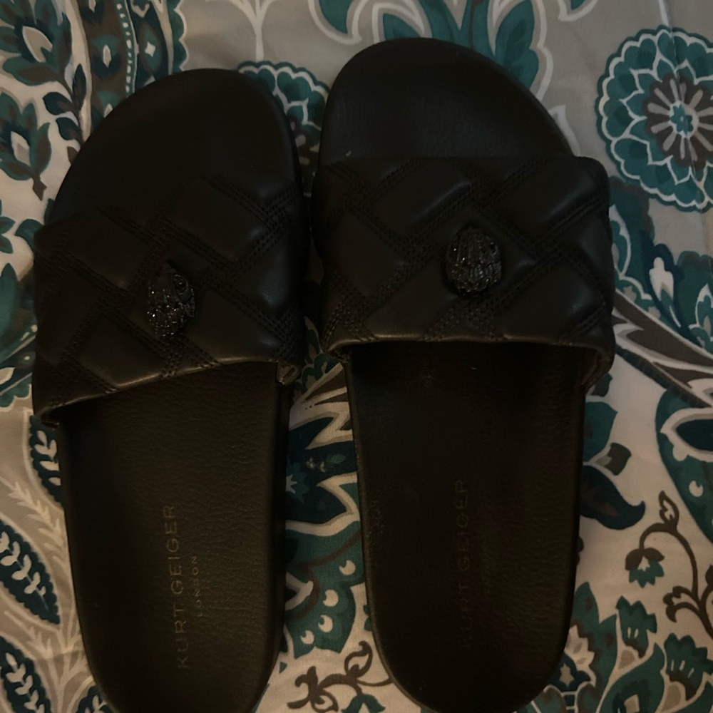 Kurt Geiger Black sandals only wore them twice ..